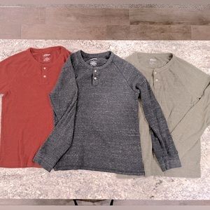Men’s long sleeve henleys! Three medium men’s